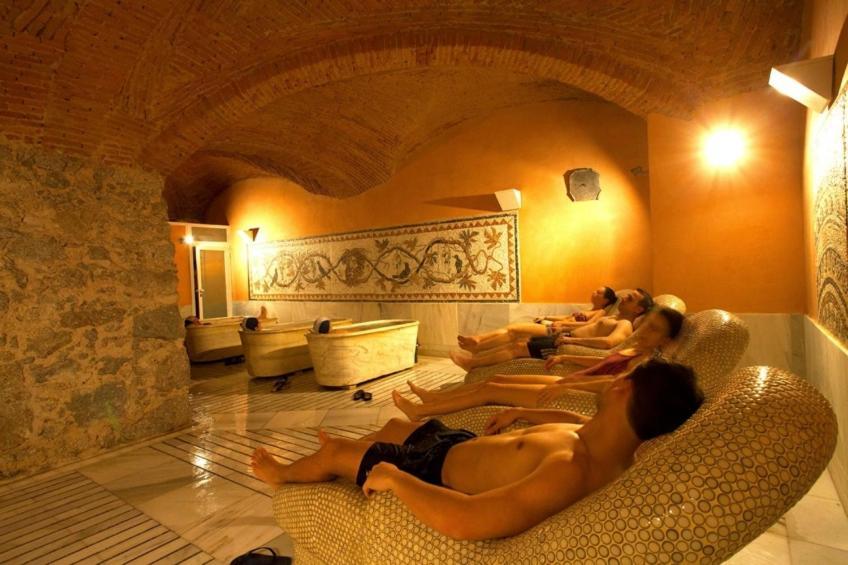 Apartamentos Rurales El Solitario بانيوس دي مونتيمايور المظهر الخارجي الصورة
